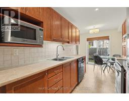 Kitchen - 83 Indigo Street, Ottawa, ON K1J0A7 Photo 9