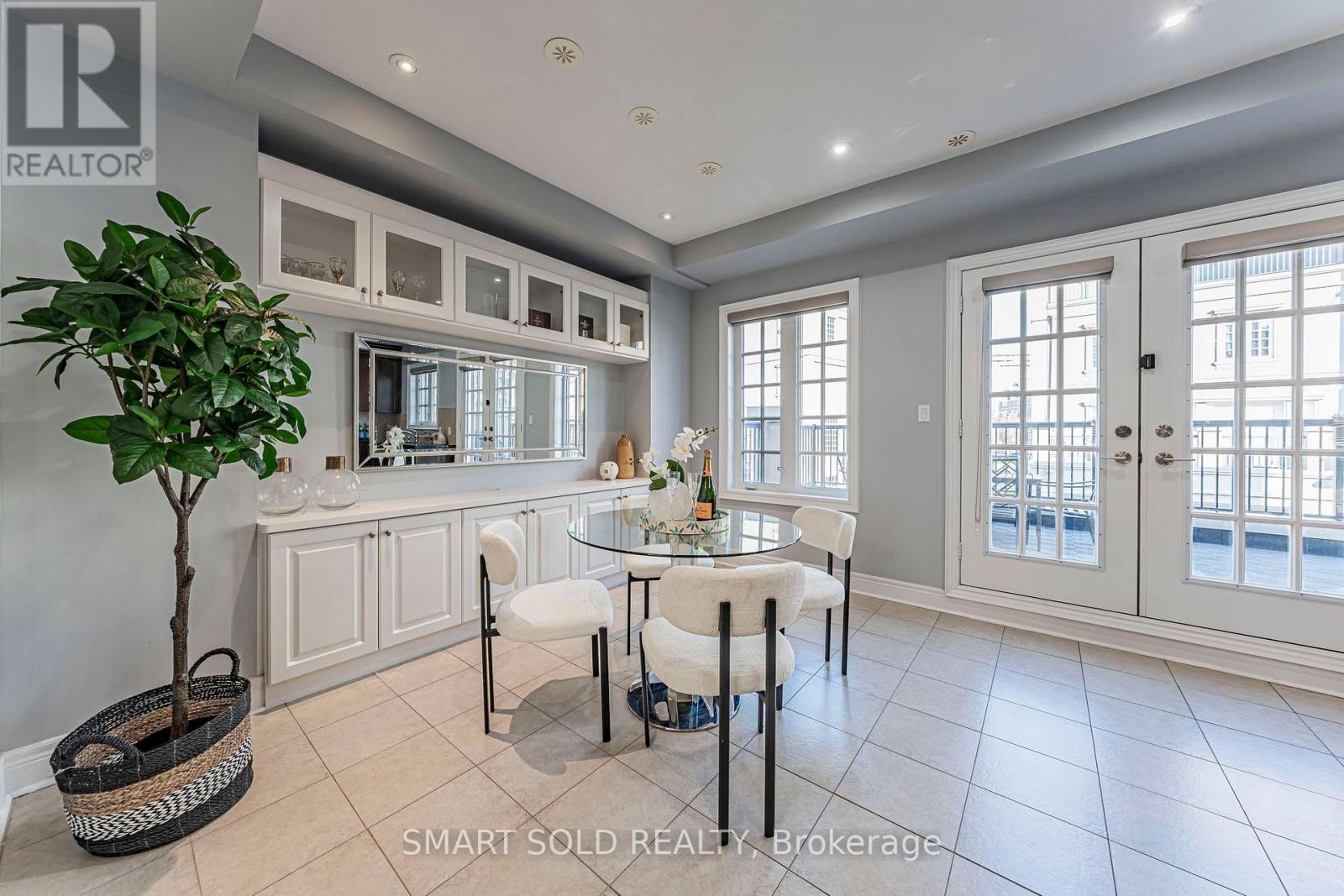31 LORD DURHAM ROAD - 13