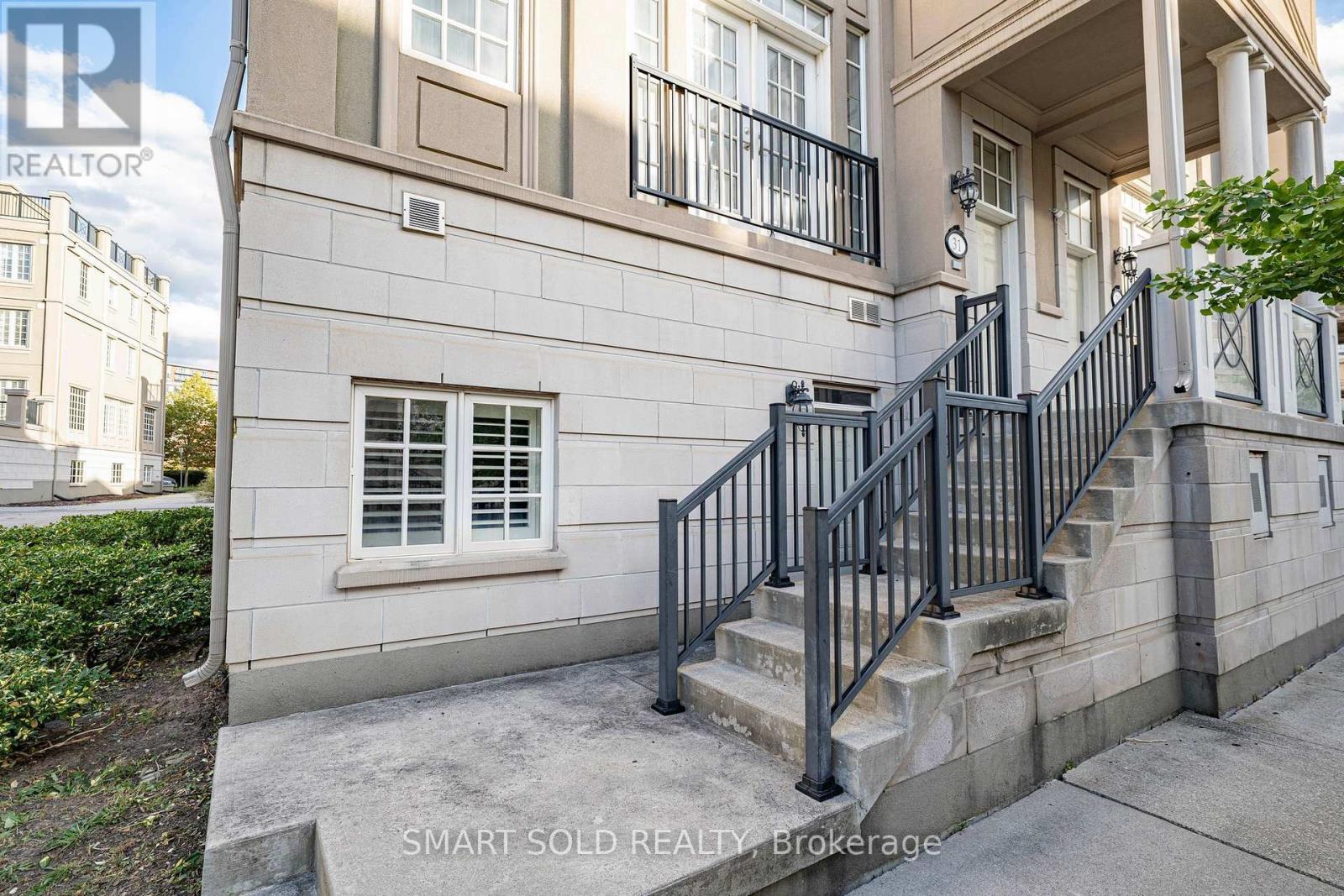 31 LORD DURHAM ROAD - 8