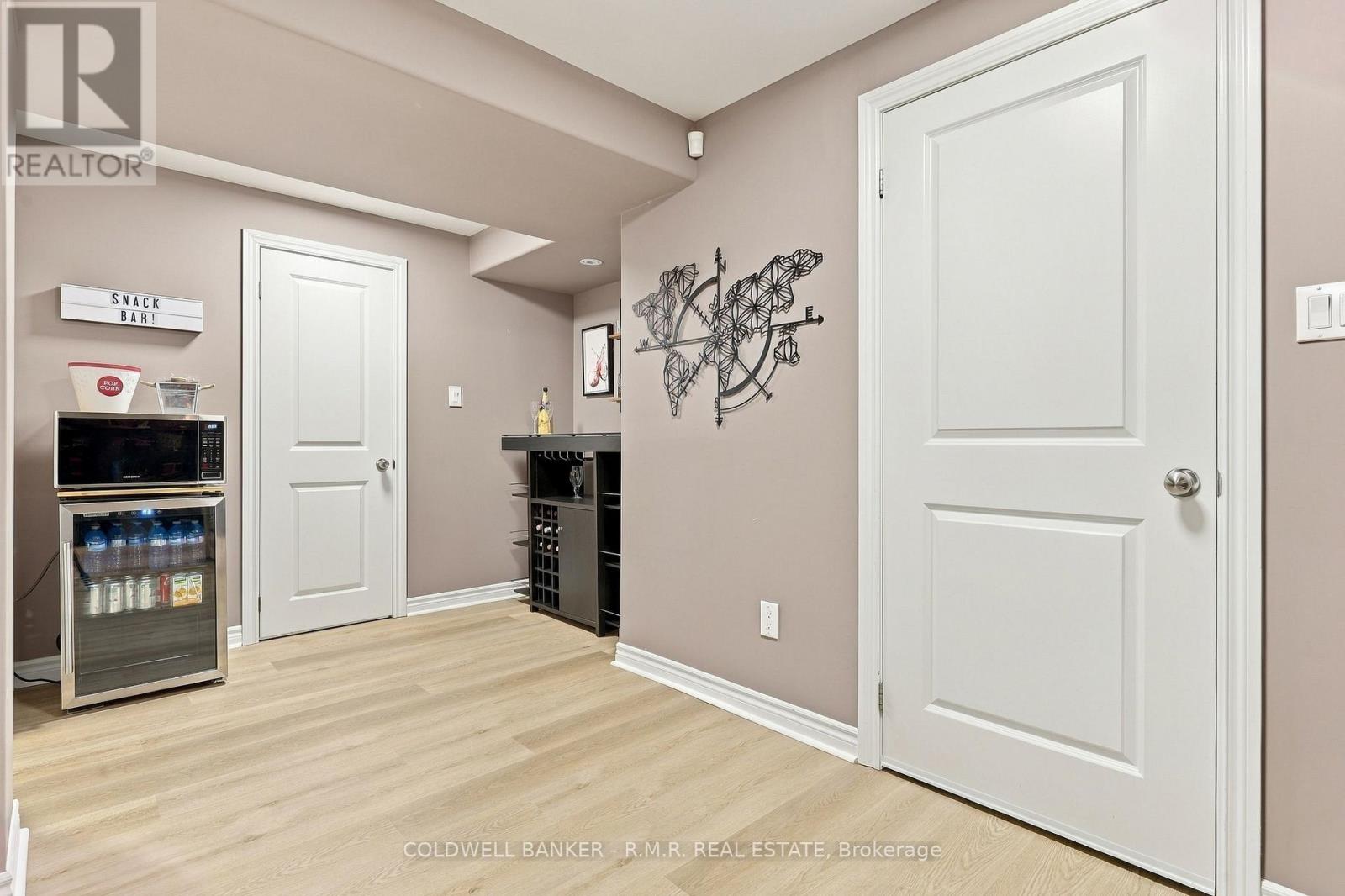 46 HONEY Crescent, Barrie, ON photo 33
