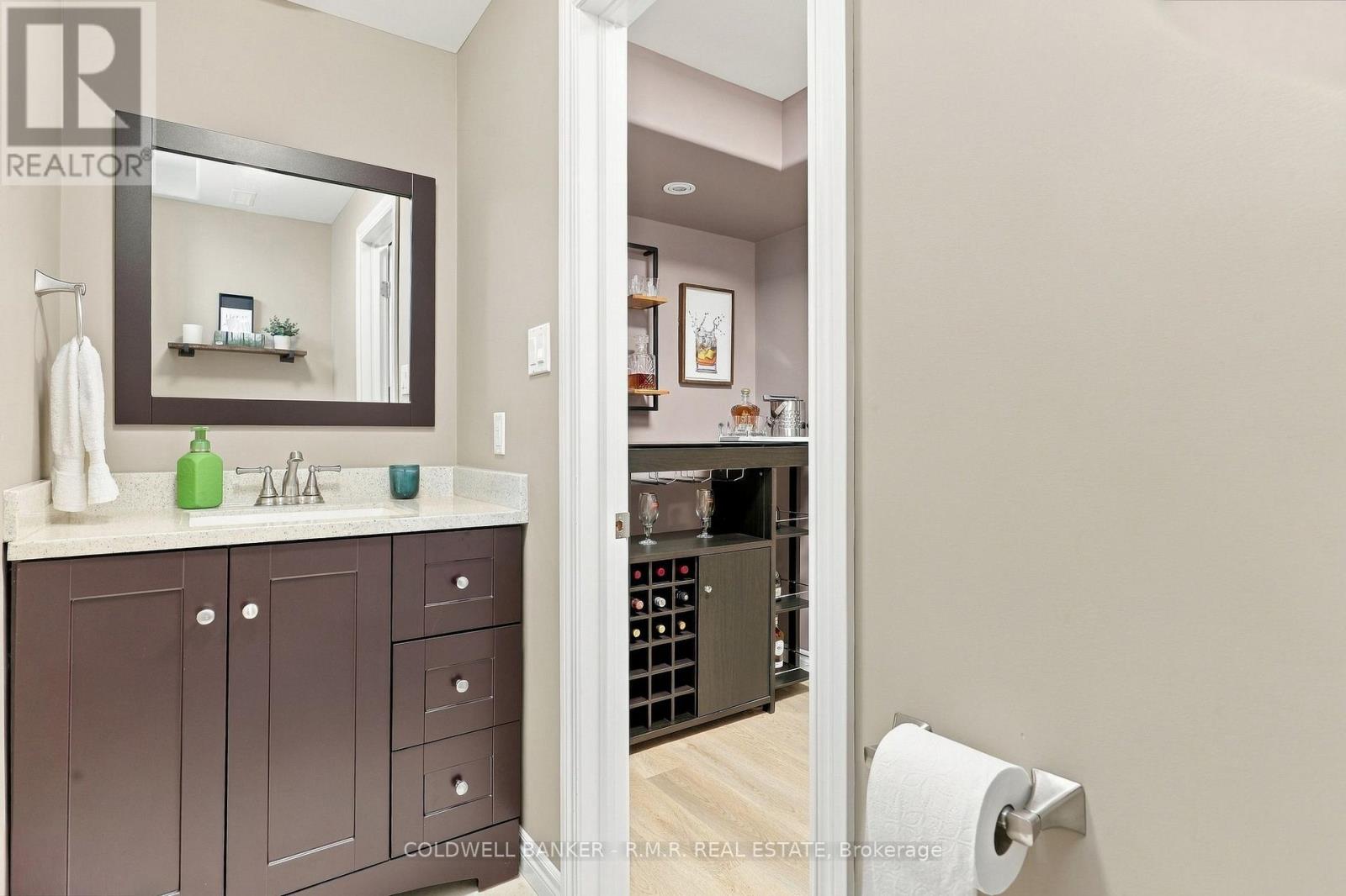 46 HONEY Crescent, Barrie, ON photo 34