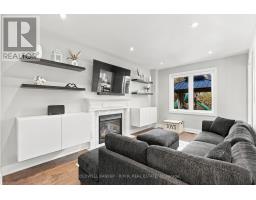 Mud room - 46 Honey Crescent, Barrie, ON L4N0V3 Photo 14