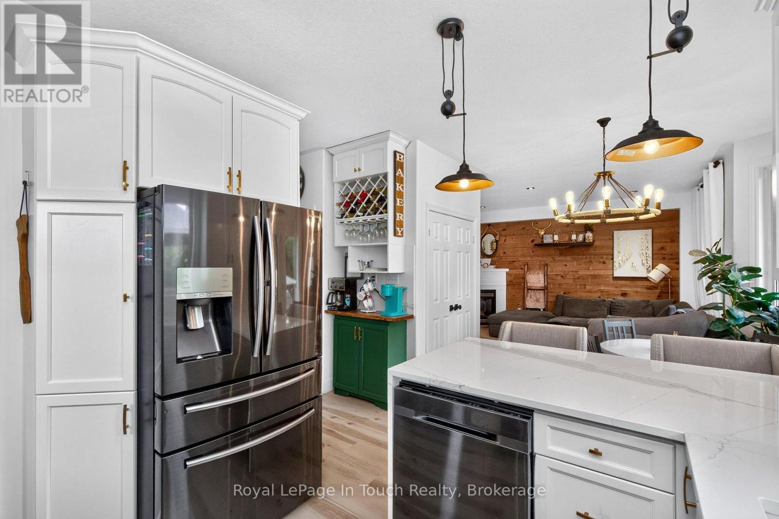 682 DOMINION AVENUE - Image 13