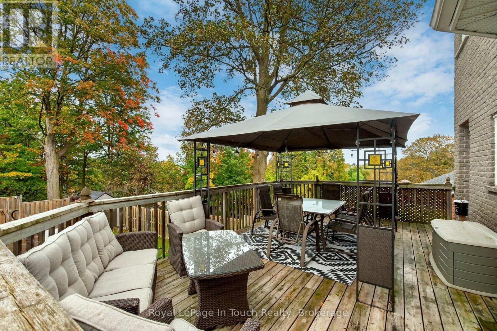 682 DOMINION AVENUE - Image 32