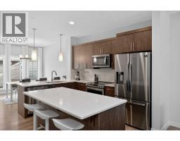 226 148 Avenue NW - photo 2