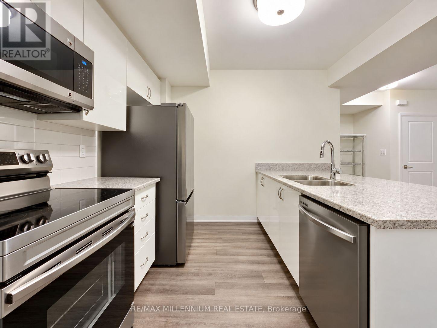 #21 45 FIELDRIDGE CRESCENT - Image 12