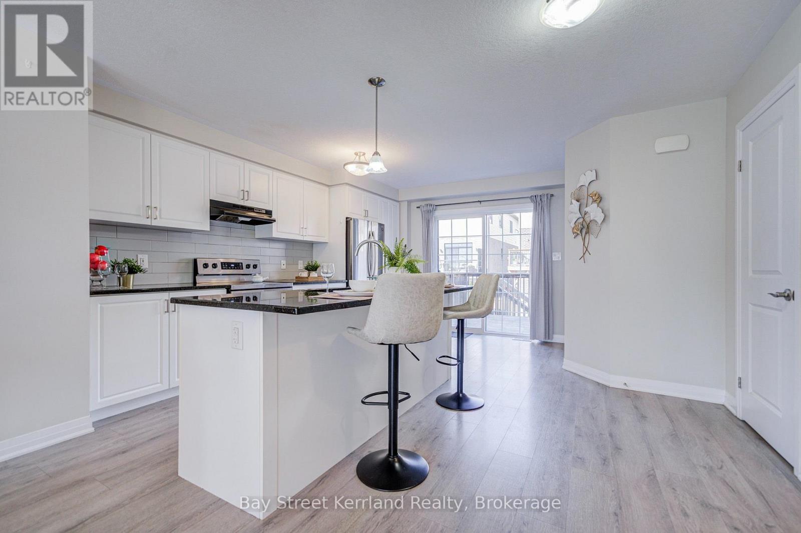 7 SPORTSMAN HILL STREET, Kitchener — photo 8