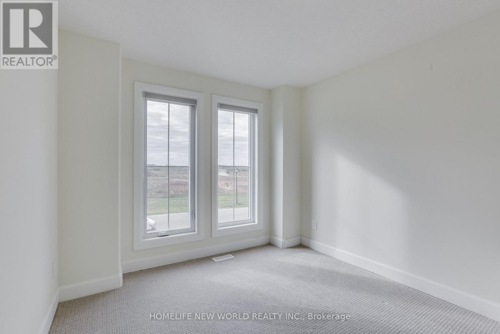 70 Optimist Drive, Southwold, ON photo 34