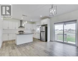70 Optimist Drive, Southwold, ON N5P0G4 Photo 13