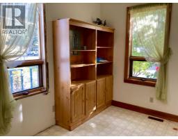 3pc Bathroom - 12165 21 Avenue, Blairmore, AB T0K0E0 Photo 7