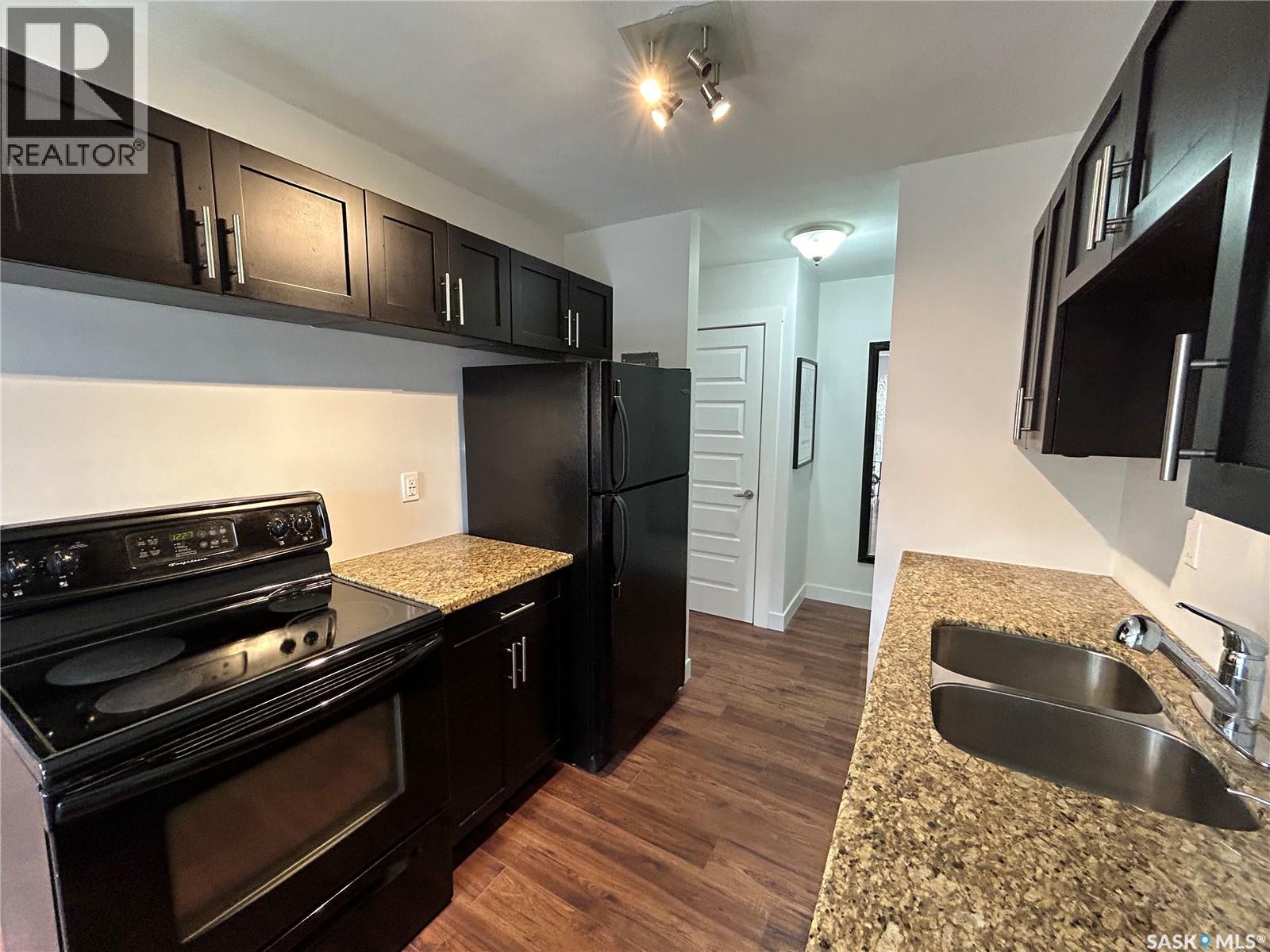 #17 208 Lindsay PLACE - 8