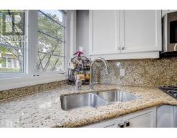 309 - 51 York Mills Road, Toronto, ON M2P1B6 Photo 10