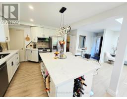 Family room - 501 Sunset Beach Road, Richmond Hill, ON L4E3J3 Photo 6
