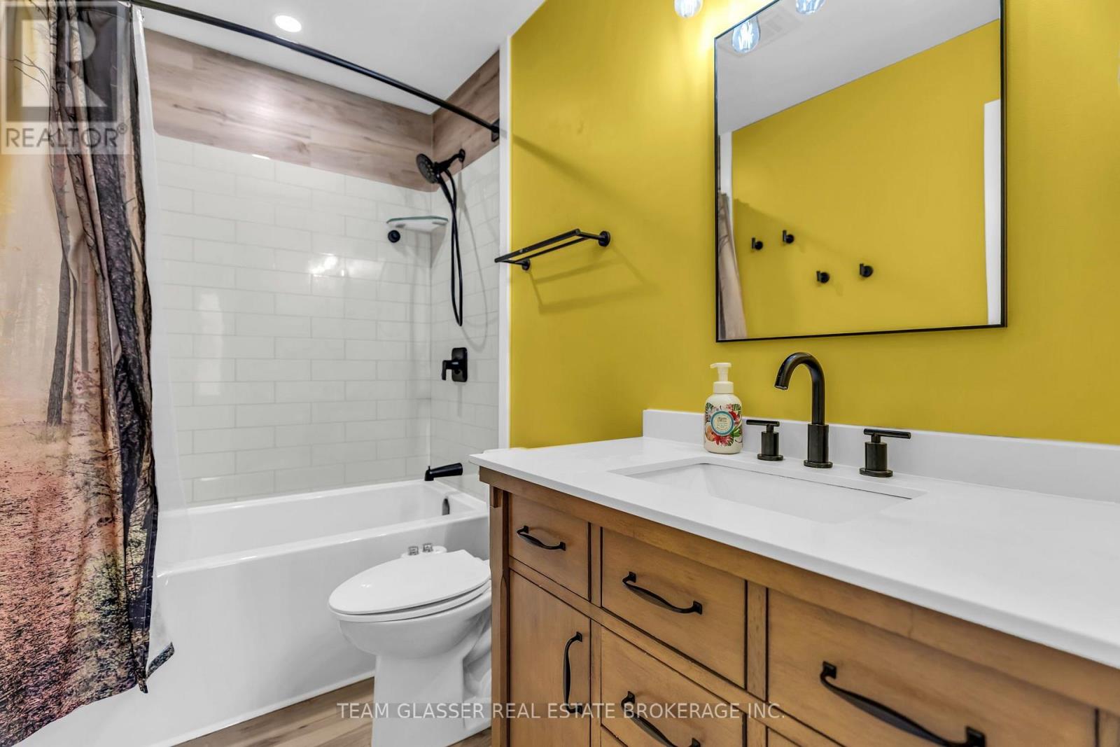 26 Daybreak Drive — photo 39