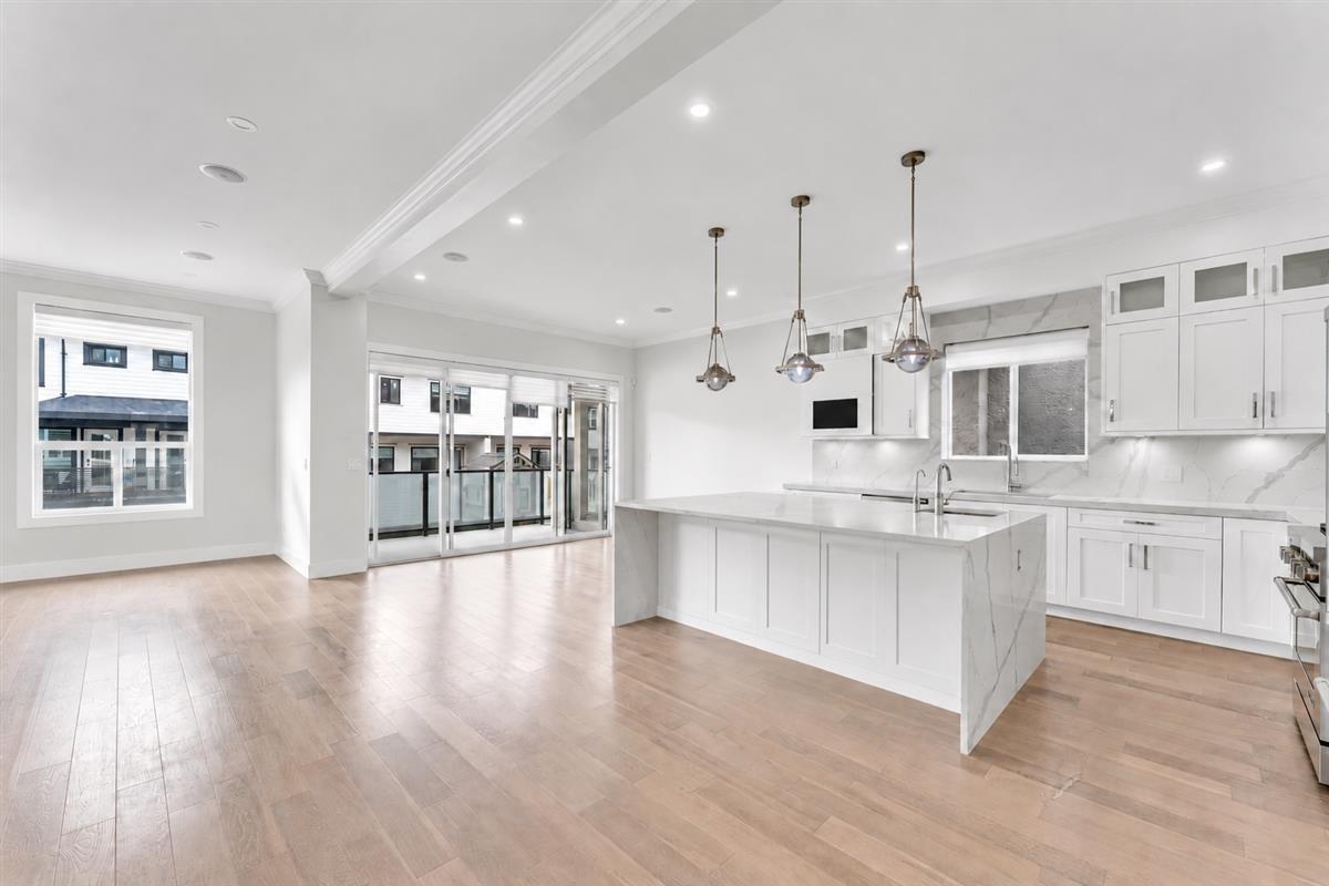 16520 20A AVENUE, Surrey