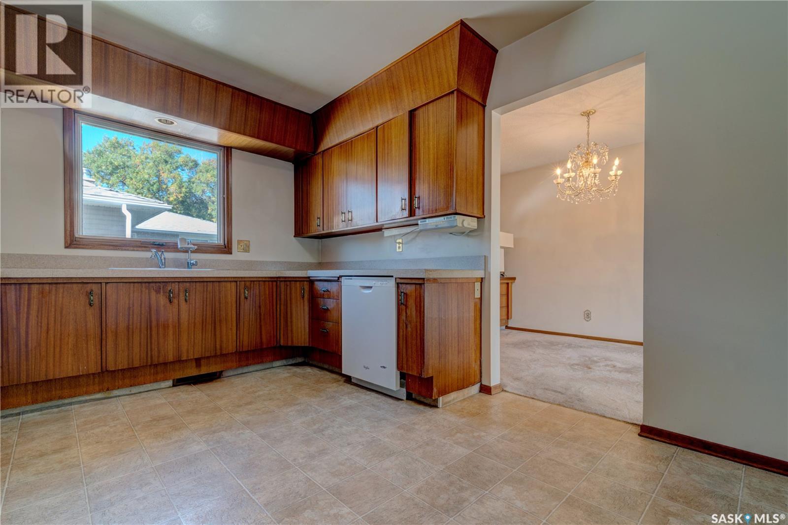 5 Wheaton CRESCENT, Regina — photo 15