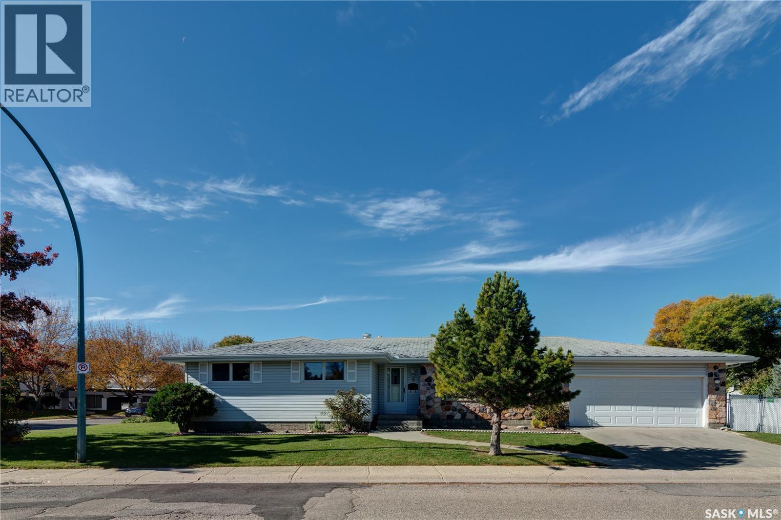 5 Wheaton CRESCENT, Regina — photo 2