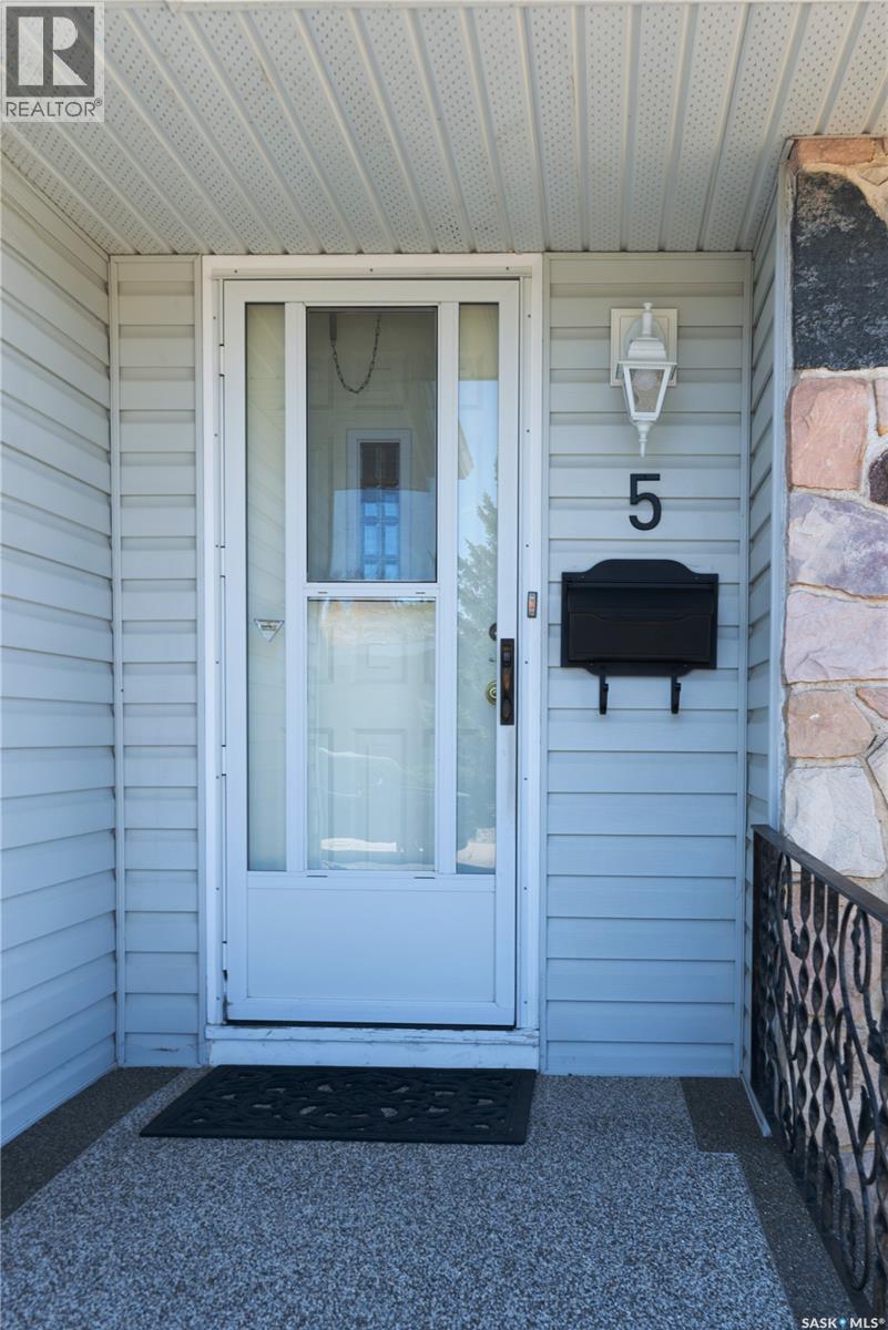 5 Wheaton CRESCENT - 4