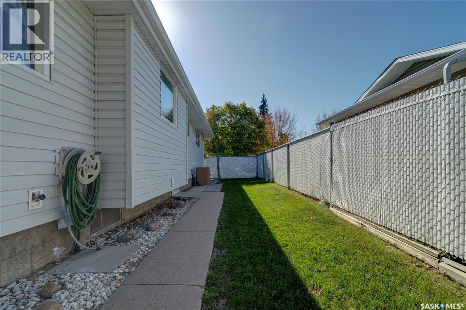 5 Wheaton CRESCENT - 41