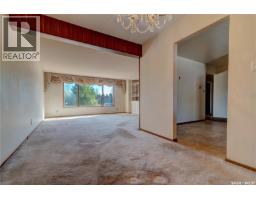 Den - 5 Wheaton Crescent, Regina, SK S4S2Z3 Photo 7