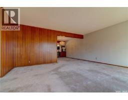 Family room - 5 Wheaton Crescent, Regina, SK S4S2Z3 Photo 8
