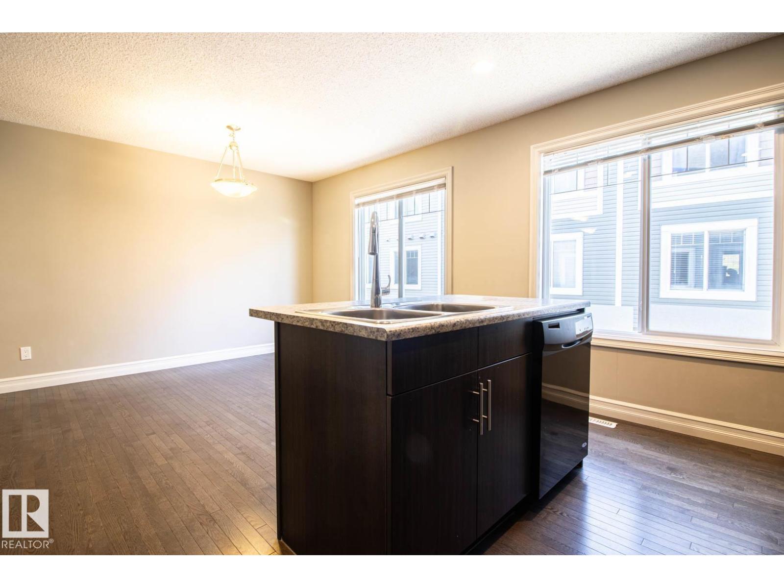 #46 – 5317 3 Avenue SW, Charlesworth — photo 22 of 30: Property photo