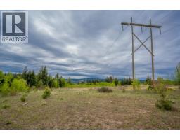 25 Cariboo 97 Highway, 100 Mile House, BC V0K2E1 Photo 12
