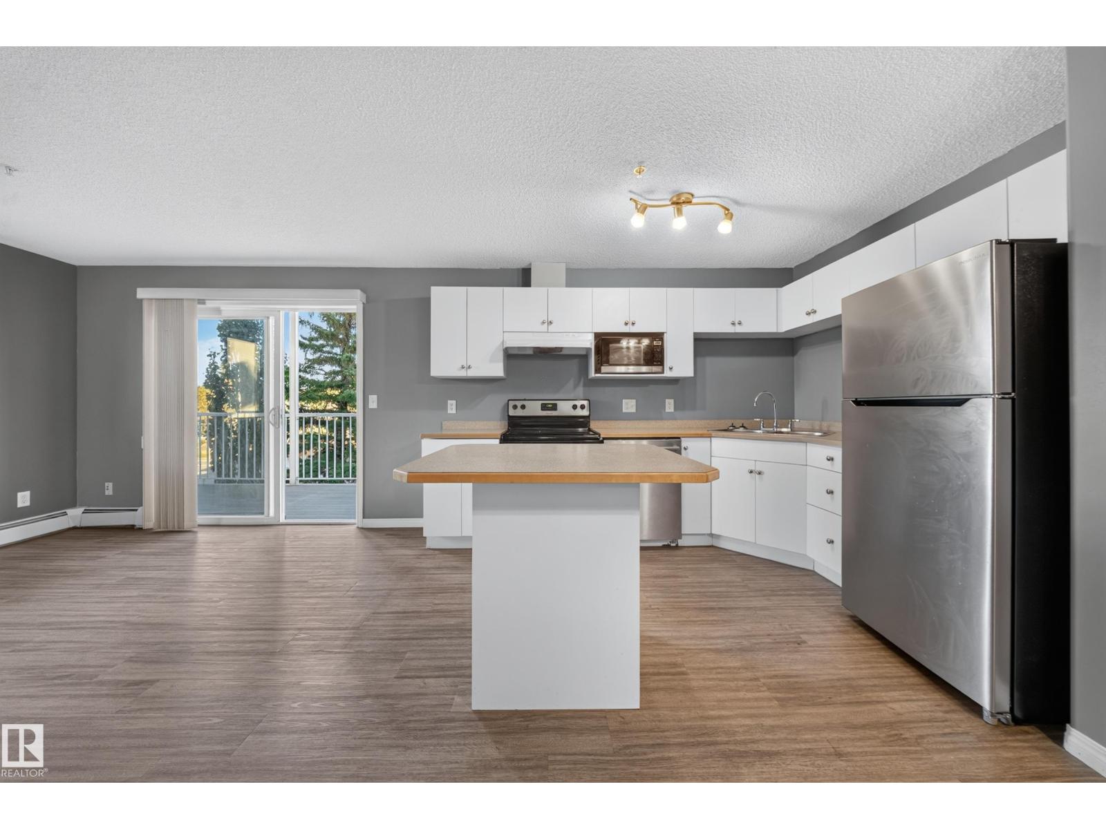 #311 7511 171 ST NW - 35