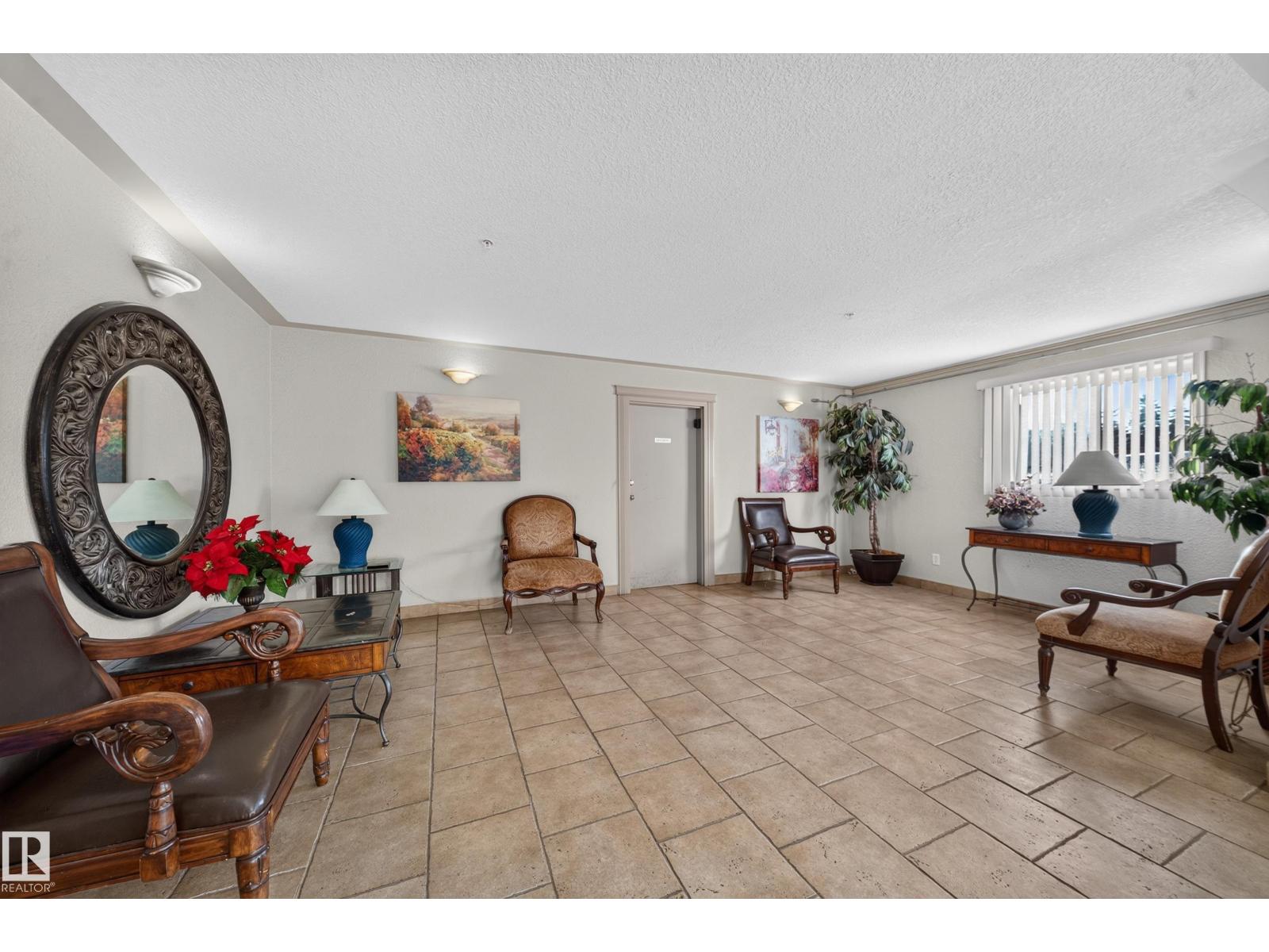 #311 7511 171 ST NW - 53