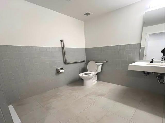 102 13760 75A AVENUE, Surrey