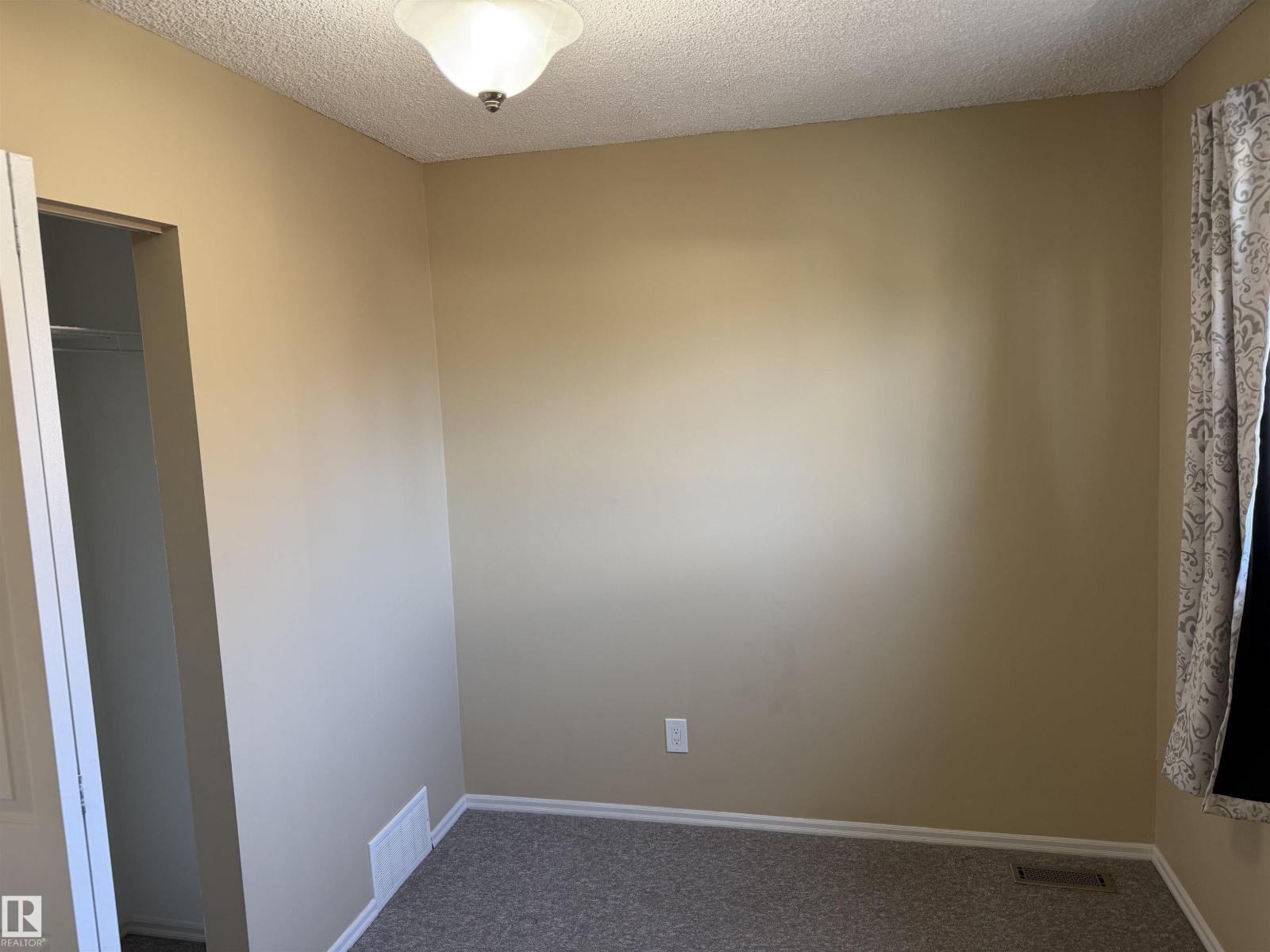9561A 180A ST NW - 10