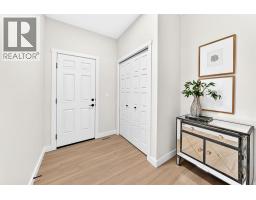 15 Fireside Common - photo 23