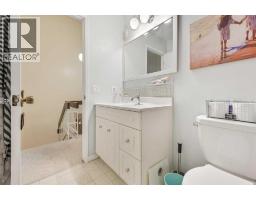 70 Brae Glen Lane SW - photo 38