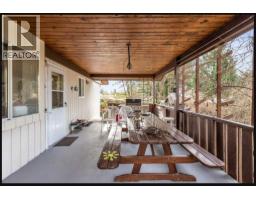 20932 Camwood Avenue, Maple Ridge, BC V2X2P1 Photo 13