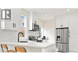 1012 1 Avenue NW - photo 2
