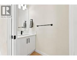 1012 1 Avenue NW - photo 10