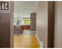 309 26 Street S - photo 6