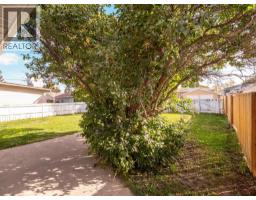 309 26 Street S - photo 42