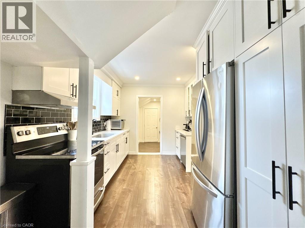 280 Douro Street — photo 25