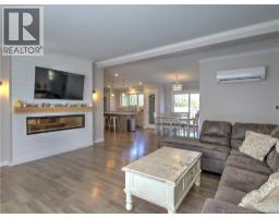 124 Diamond Square Road, photo 14