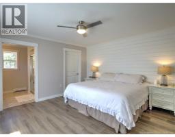 124 Diamond Square Road, photo 16