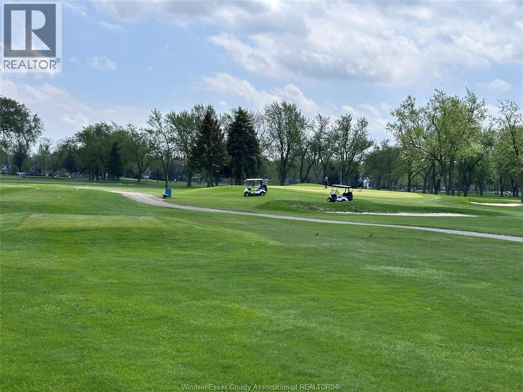 4059 Roseland Drive East — photo 8