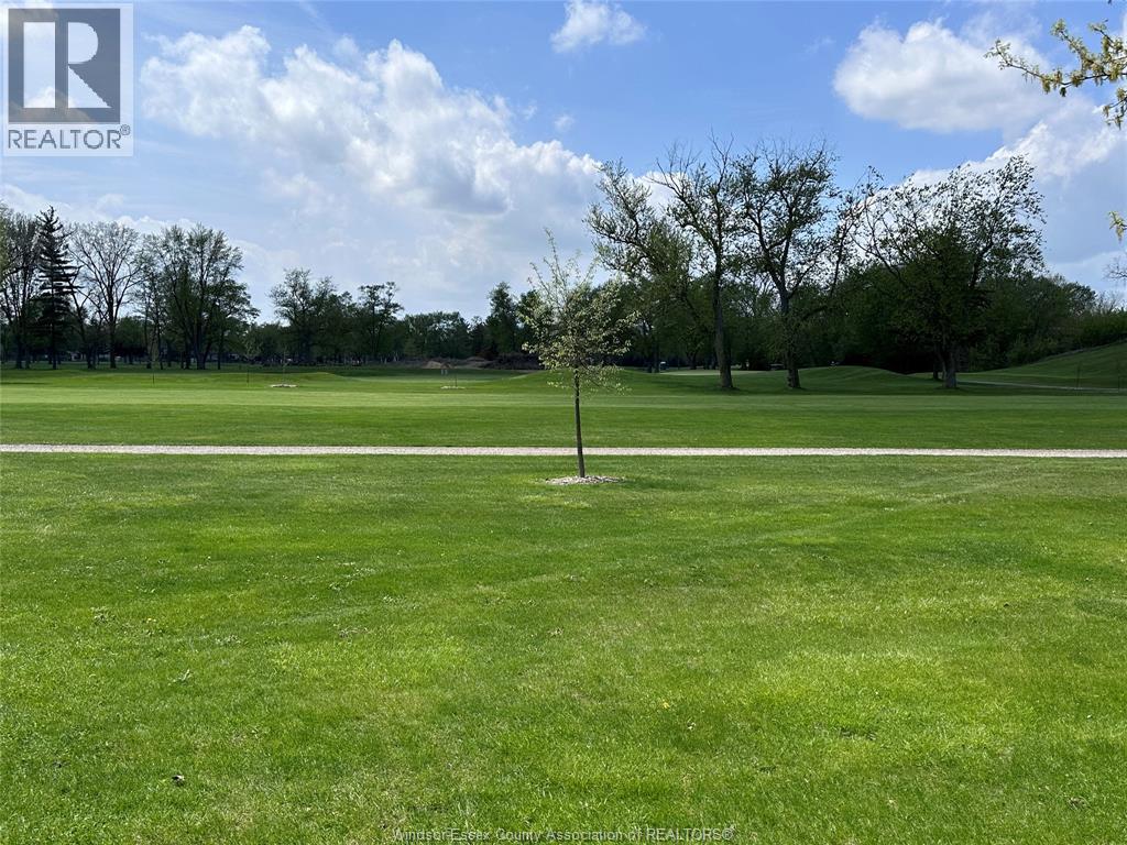 4059 Roseland Drive East — photo 11