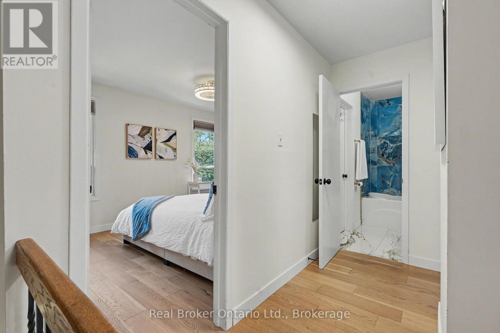 #54 5475 LAKESHORE UNIT ROAD - Image 16