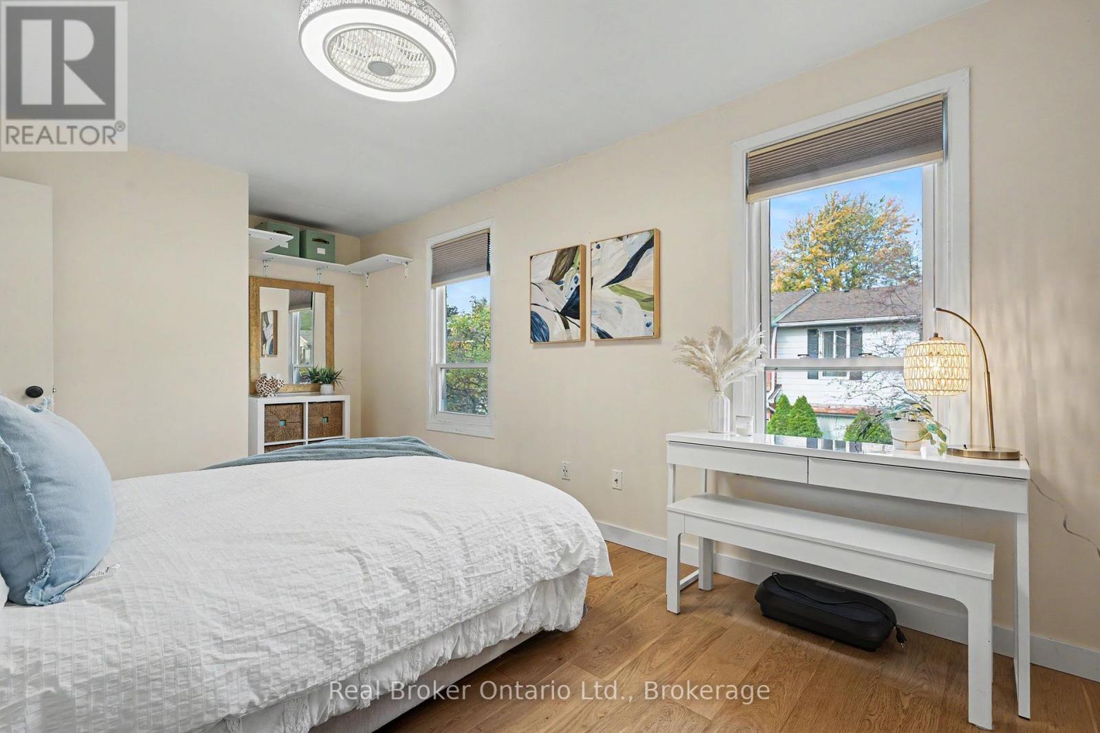 #54 5475 LAKESHORE UNIT ROAD - Image 18