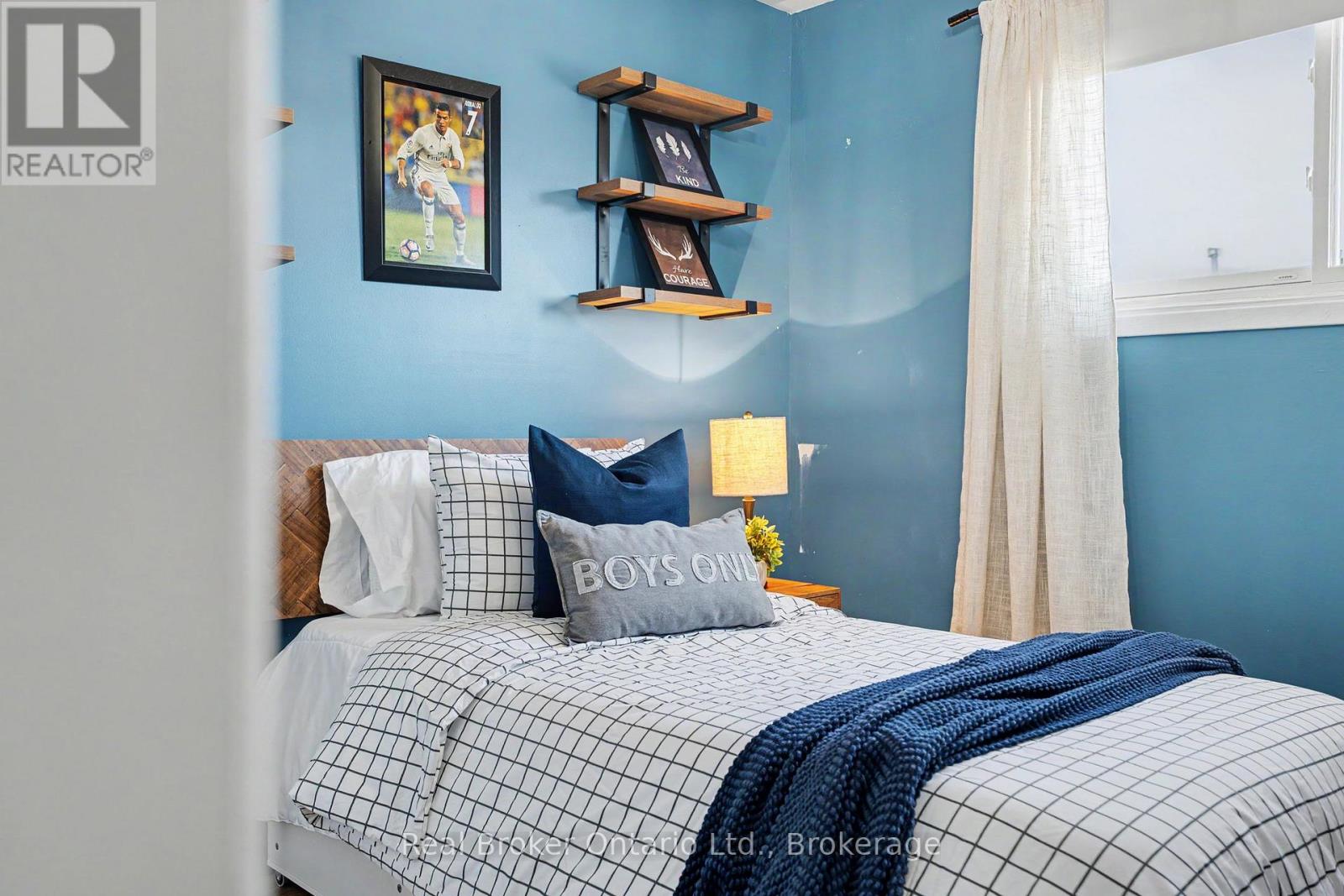 #54 5475 LAKESHORE UNIT ROAD - Image 37