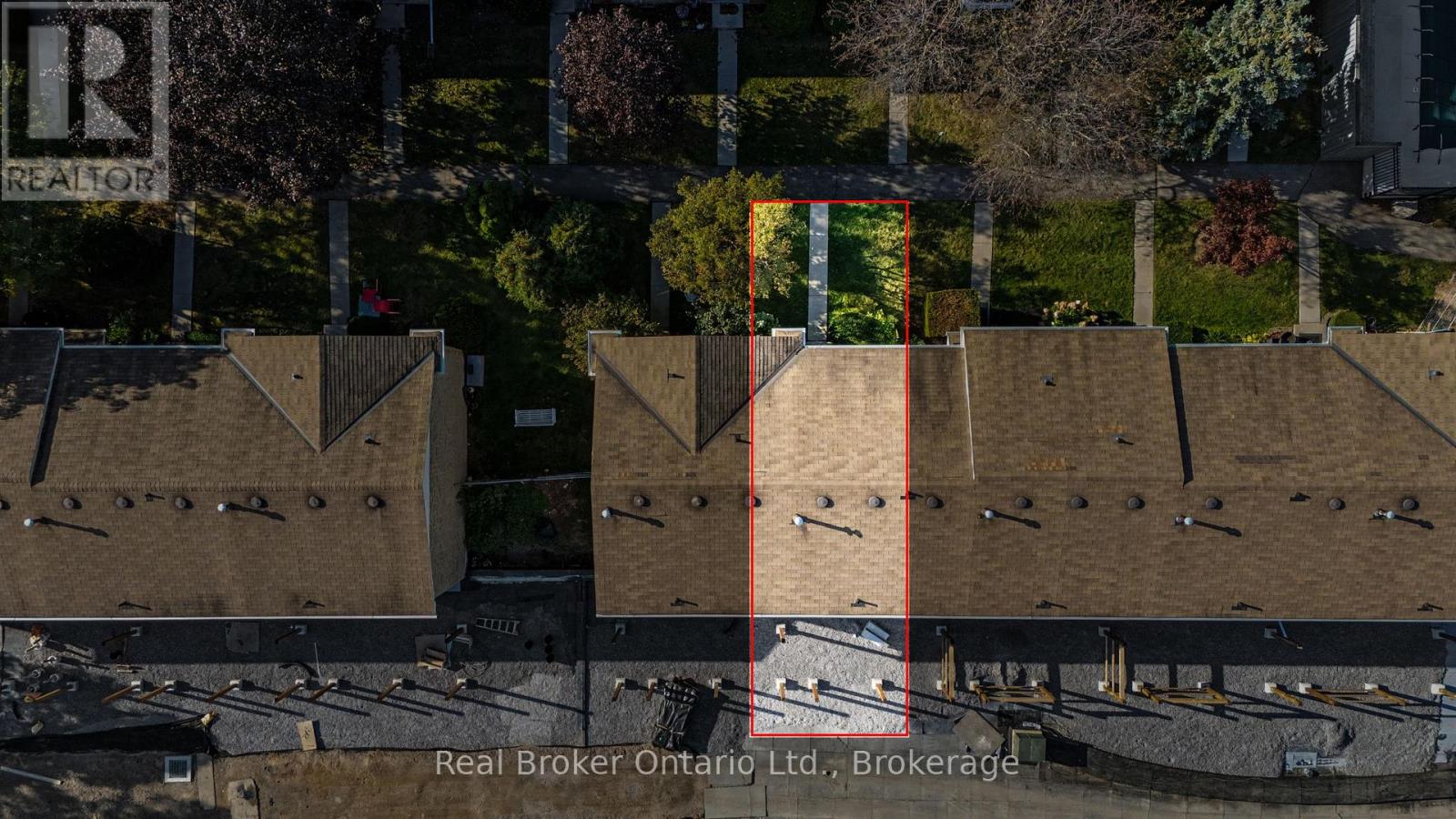 #54 5475 LAKESHORE UNIT ROAD - Image 40