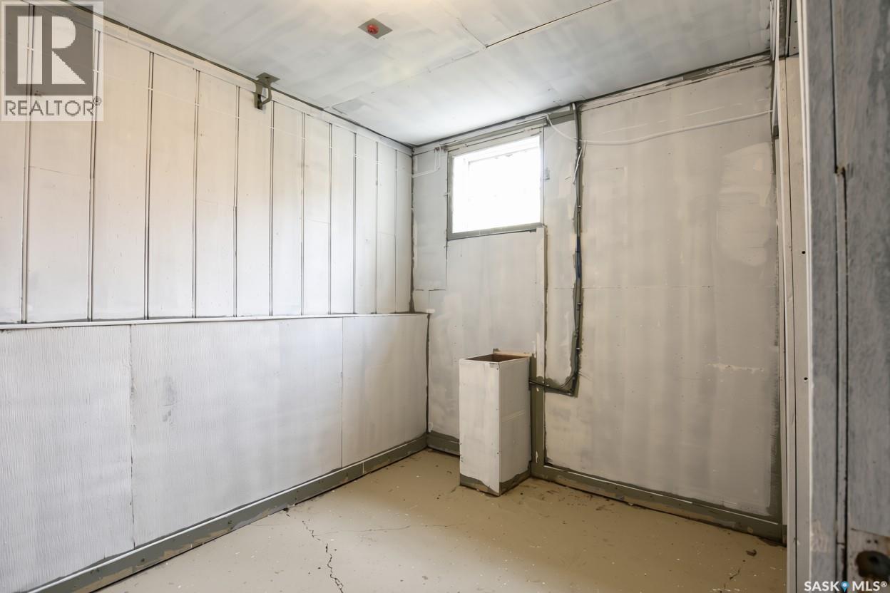 815 Elphinstone STREET, Regina — photo 12
