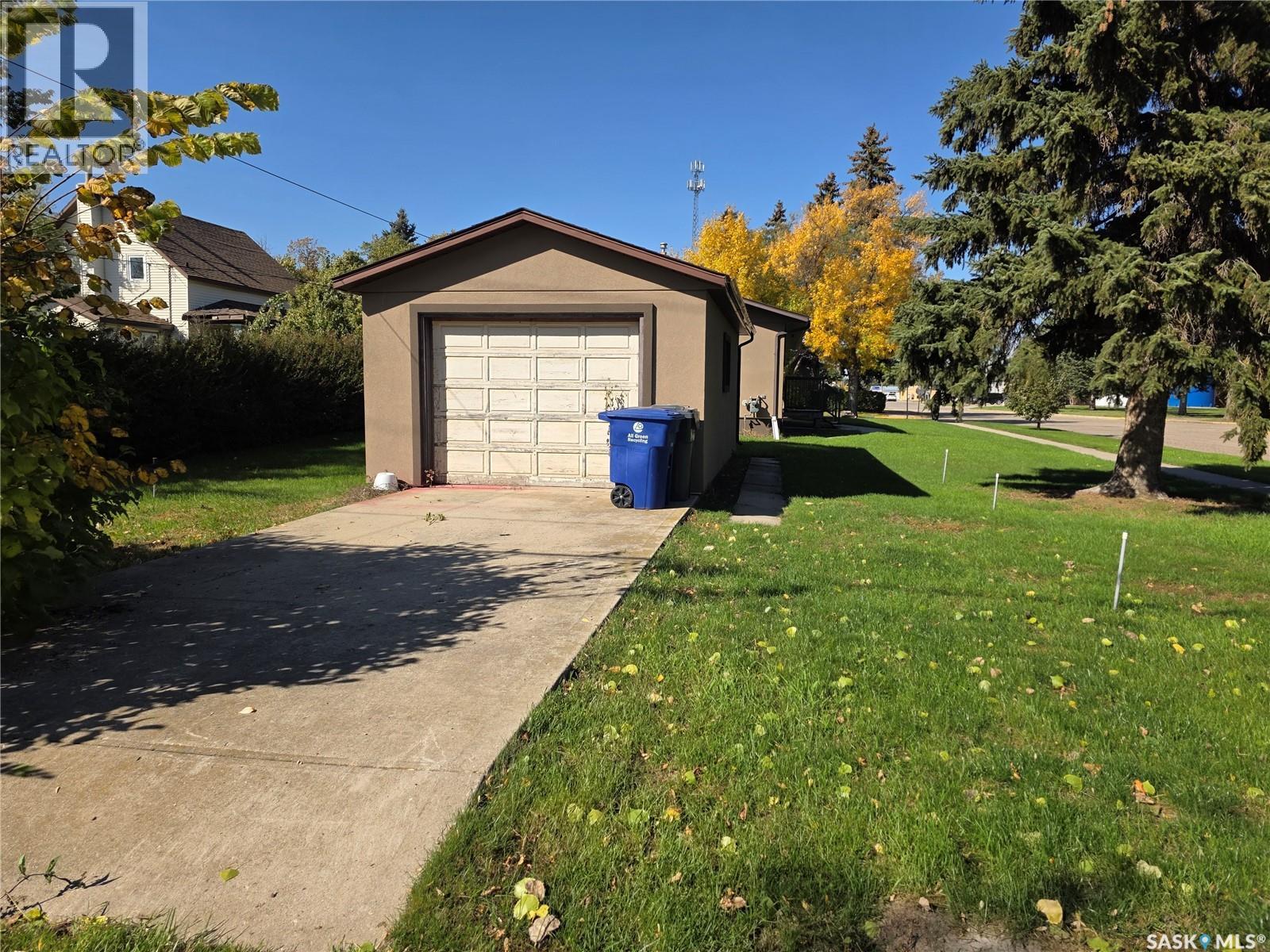 110 Lincoln STREET - 44