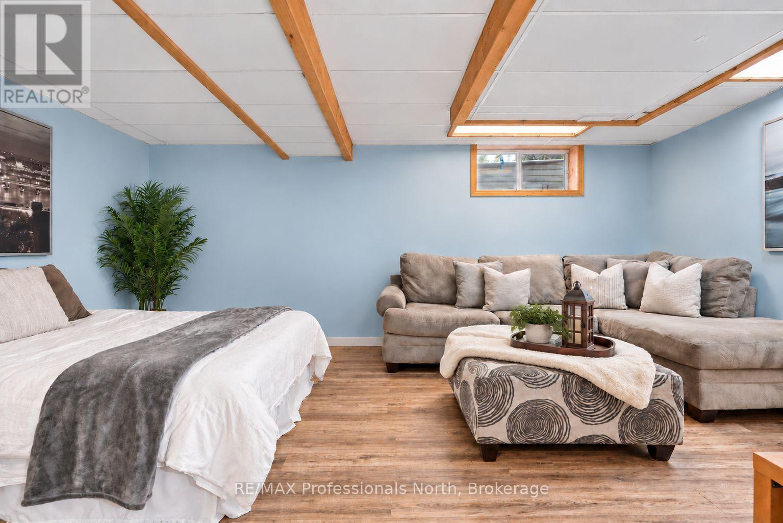 101 MEADOW HEIGHTS DRIVE - Image 38
